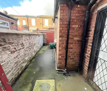 2 bedroom terraced house to rent - Photo 5