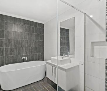 Impressive Family Home - Photo 5