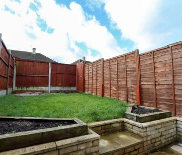 2 bedroom terraced house to rent - Photo 5