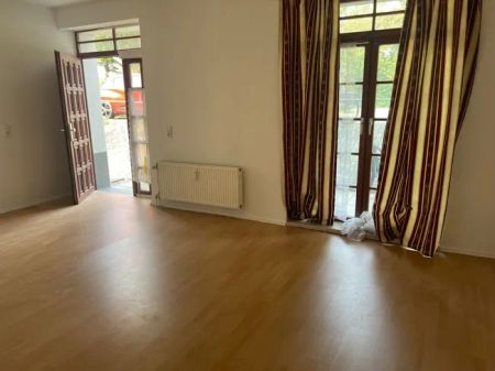 Kleines Appartement im Erdgeschoss -eigener Eingang- mit Stellplatz in 47229 Duisburg-Friemersheim - Foto 3