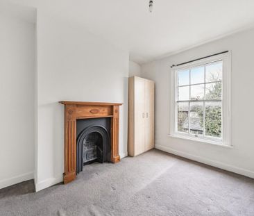 3 bedroom terraced house to rent - Photo 4