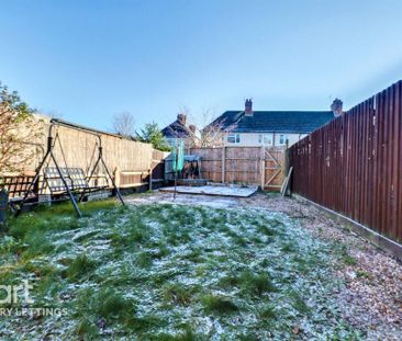 2 bedroom terraced house to rent - Photo 4