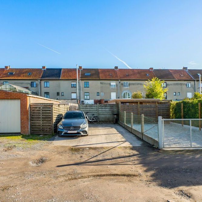 Instapklare woning met tuin en 3 slaapkamers in hartje Poperinge. - Photo 1
