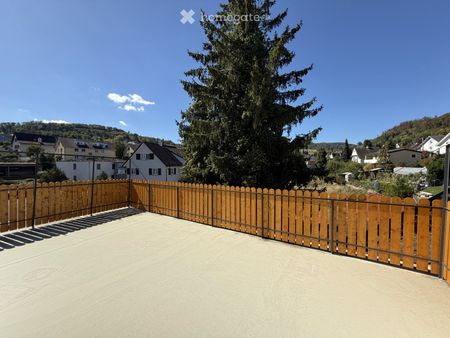 Frisch renovierte 3.0-Zimmer-Wohnung mit Dachterrasse - Foto 4