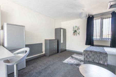 Tower Road, Rugby - Photo 4