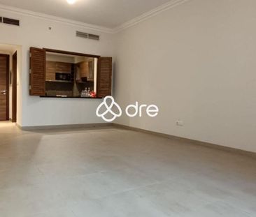 Ground Floor | Road View | Big Garden - Photo 4