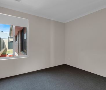 Four Bedroom Home in Lakelands - Photo 6