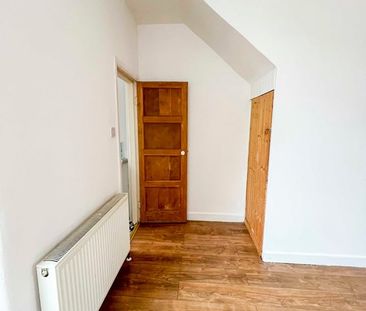 2 Bed Terraced House, Yew Tree Avenue, M14 - Photo 4