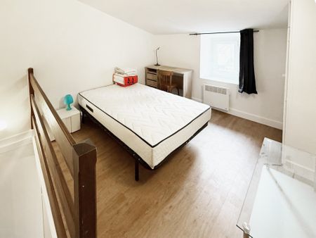 Location Appartement T1 meublé - GRAND RUE - Photo 2