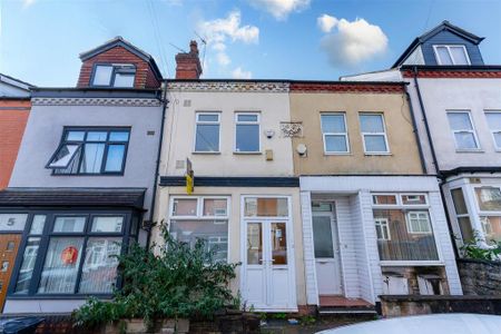 4 bedroom house to rent - Photo 3