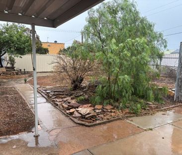 2 MacKenzie Street - Photo 1