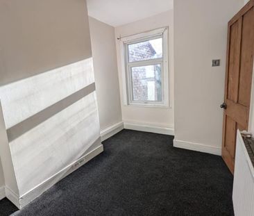 2 Bed Terraced House, Brairdale Road, CH42 - Photo 4