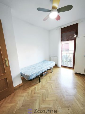 Apartamento de alquiler en Pl. de España, Pryconsa - Juan de Austria - Photo 4