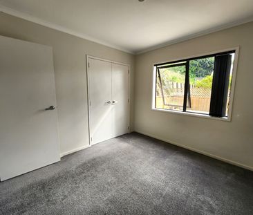 Modern Four Bedroom Home with Views - Bethlehem - Photo 3