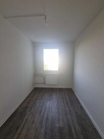 Jetzt zugreifen: 4-Zimmerwohnung mit Balkon und Aufzug! - Foto 5