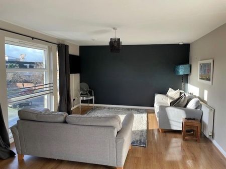 2 bedroom flat to rent - Photo 3