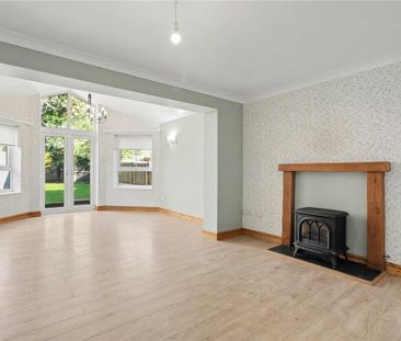 4 bedroom detached house to rent - Photo 2