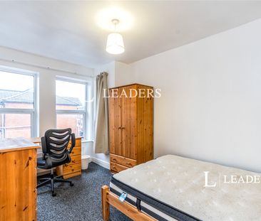 house to rent Sandhurst Road, Southampton, Hampshire, SO15 - Photo 5