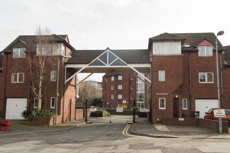 Apt 42 Laganview Court, Belfast, BT5 4AR - Photo 2