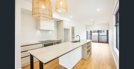 Modern Coastal Living with Rooftop Terrace - Photo 5