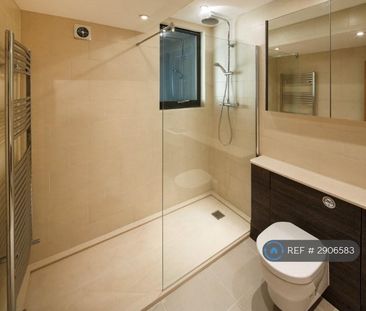 4 bedroom maisonette to rent - Photo 5