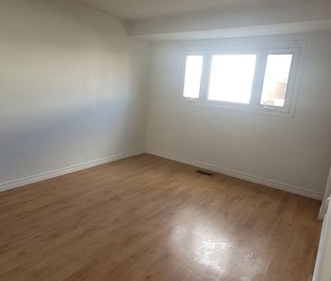 For Lease - 28 Greenleaf Terrace Unit# Ground Floor, Toronto, Ontario - Photo 1