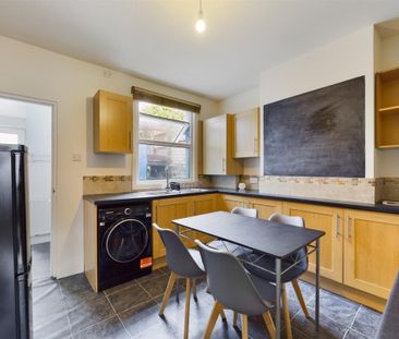 Sandown Road, Brighton - Photo 4