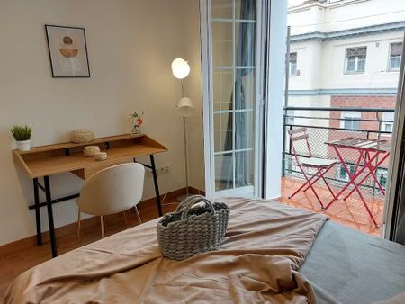 Calle de Alejandro Ferrant, Madrid, Community of Madrid 28045 - Photo 4