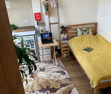 Studio Flat, Egerton Gardens, NW4 - Photo 1