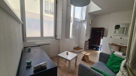 Location Appartement 1 pièce 25m² ORLEANS 45000 - Photo 3