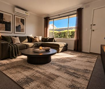 Low-Maintenance Living in the Heart of Mordialloc! - Photo 1