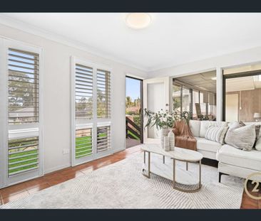 Modern Family Home Opposite Park - Prime Toongabbie Heights Location!! - Photo 1