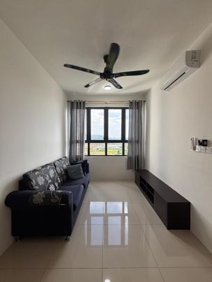 Alam Pesona Condominium | Putatan | Partially Furnished - Foto 1