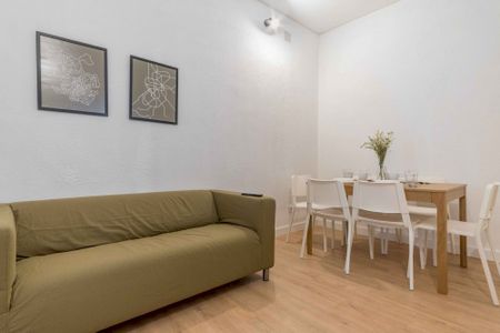 Charming exterior room at Plaza de la Marina Española - Photo 2