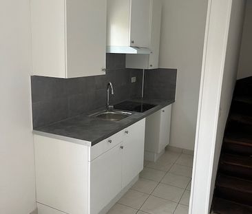 Location Appartement 2 pièces 41m² ST MAUR DES FOSSES 94210 - Photo 5