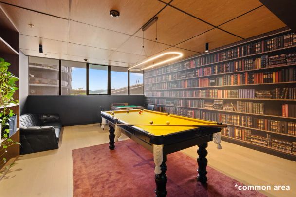 “LUXURIOUS APARTMENT WITH STUNNING WATER VIEWS” - Photo 1