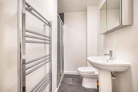 2 bedroom maisonette to rent - Photo 3