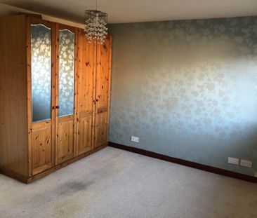 2 bedroom semi-detached house to rent - Photo 5