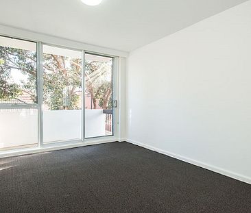 Unit 4/455 St Kilda Street, Elwood. - Photo 4