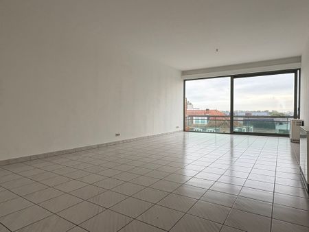 Ruim tweeslaapkamer appartement - Photo 3