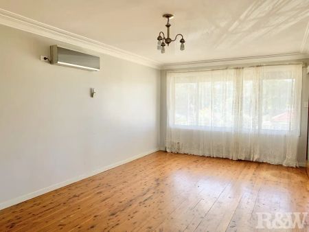 “Neat & Tidy 3 Bedroom Family Home” - Photo 3
