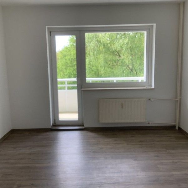 Reinkommen und Wohlfühlen: nettes 1-Zi.-Single-Appartment mit Balkon und sofort anmietbar! - Foto 1