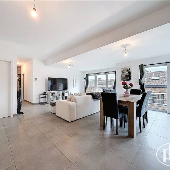 Appartement te huur - Foto 1