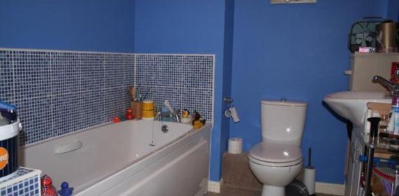 2 bedroom maisonette to rent - Photo 2