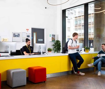 Extra Large High Double Ensuite - Photo 6