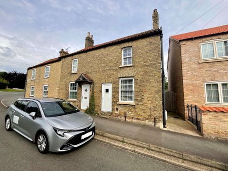 2 bedroom Cottage to let - Photo 2