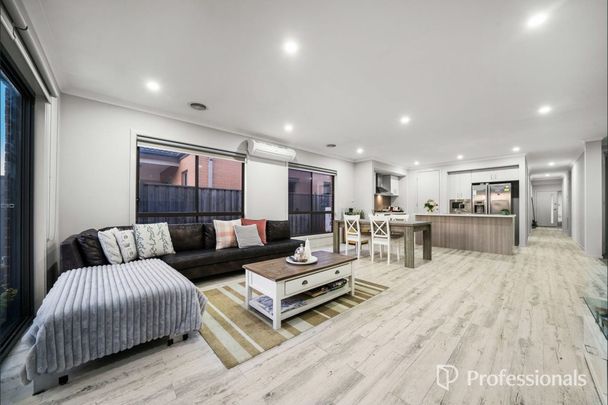 58 Sunnybank Drive, Point Cook VIC 3030 - Photo 1