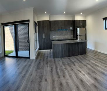 4 Jambe Court, Hampton Park VIC - Photo 4