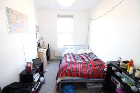 7 bedroom terraced house to rent - Photo 4