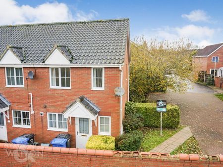 2 bedroom semi-detached house to rent - Photo 4